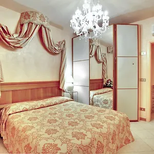  Apartment Antico Fiore Italy